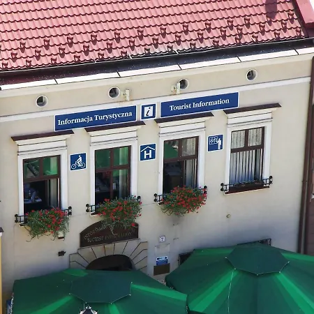 호스텔 Tarnowskie Centrum Informacji *